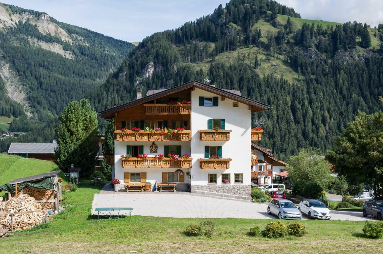Villa Insam Selva di Val Gardena Ngoại thất bức ảnh